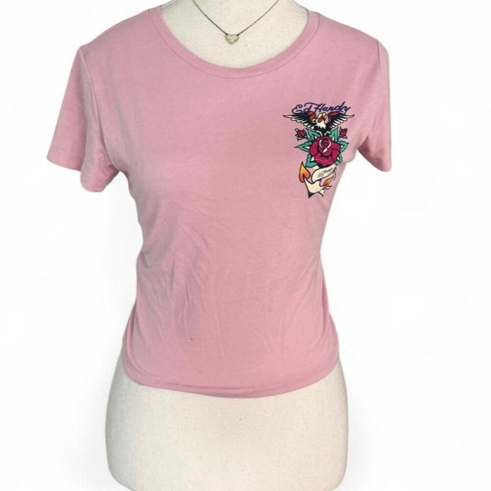 Ed Hardy pink baby tee with graphic design Size M alternative - Picture 2 of 6